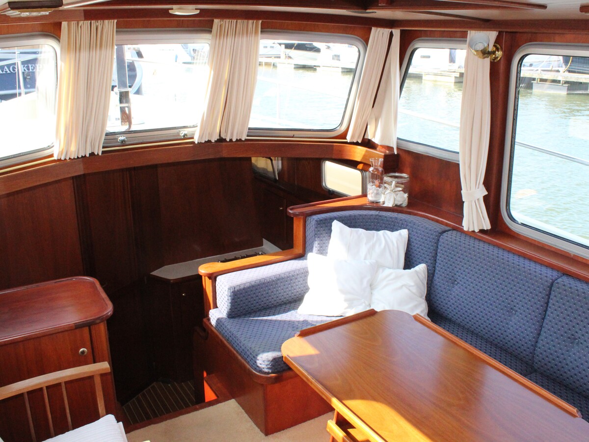foto: 6 Ankertrawler  35 AK 