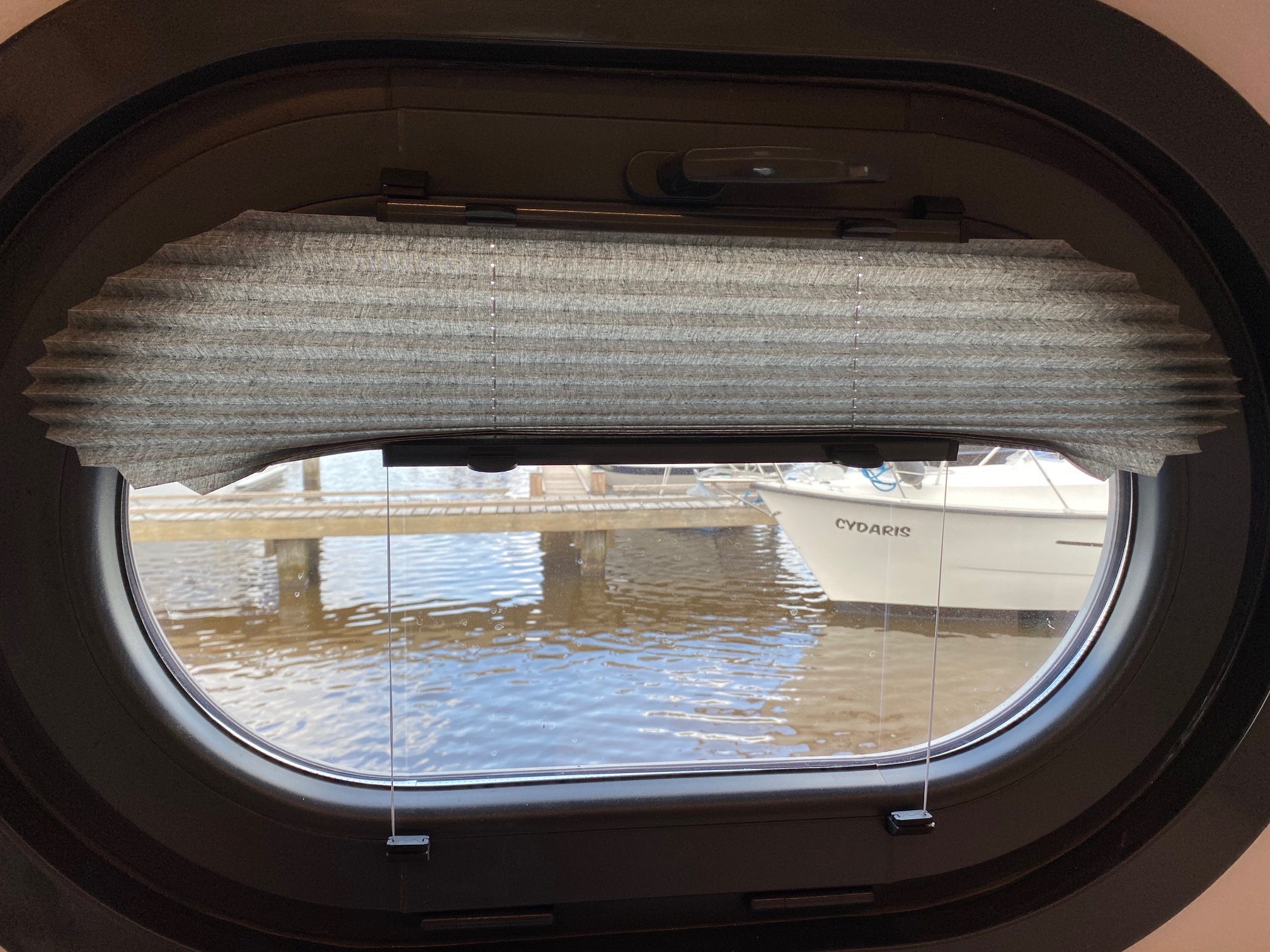 foto: 10 Campi 400 Per Direct Irnsum Ligplaats (Houseboat)