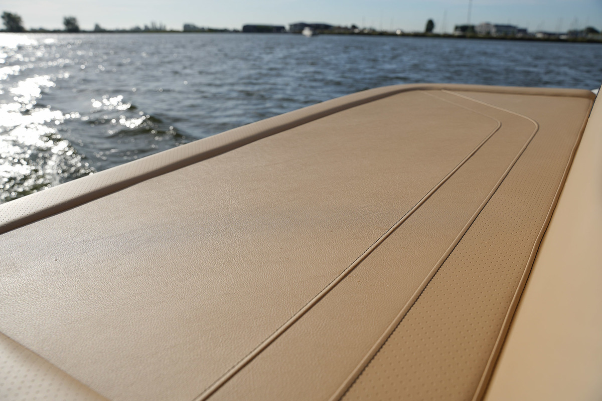 foto: 16 Sea Ray SPX 210