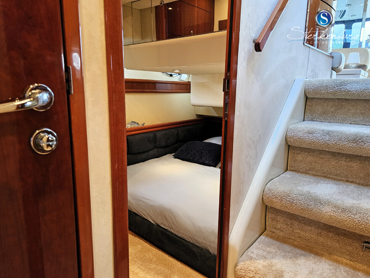 foto: 29 Fairline Phantom 50