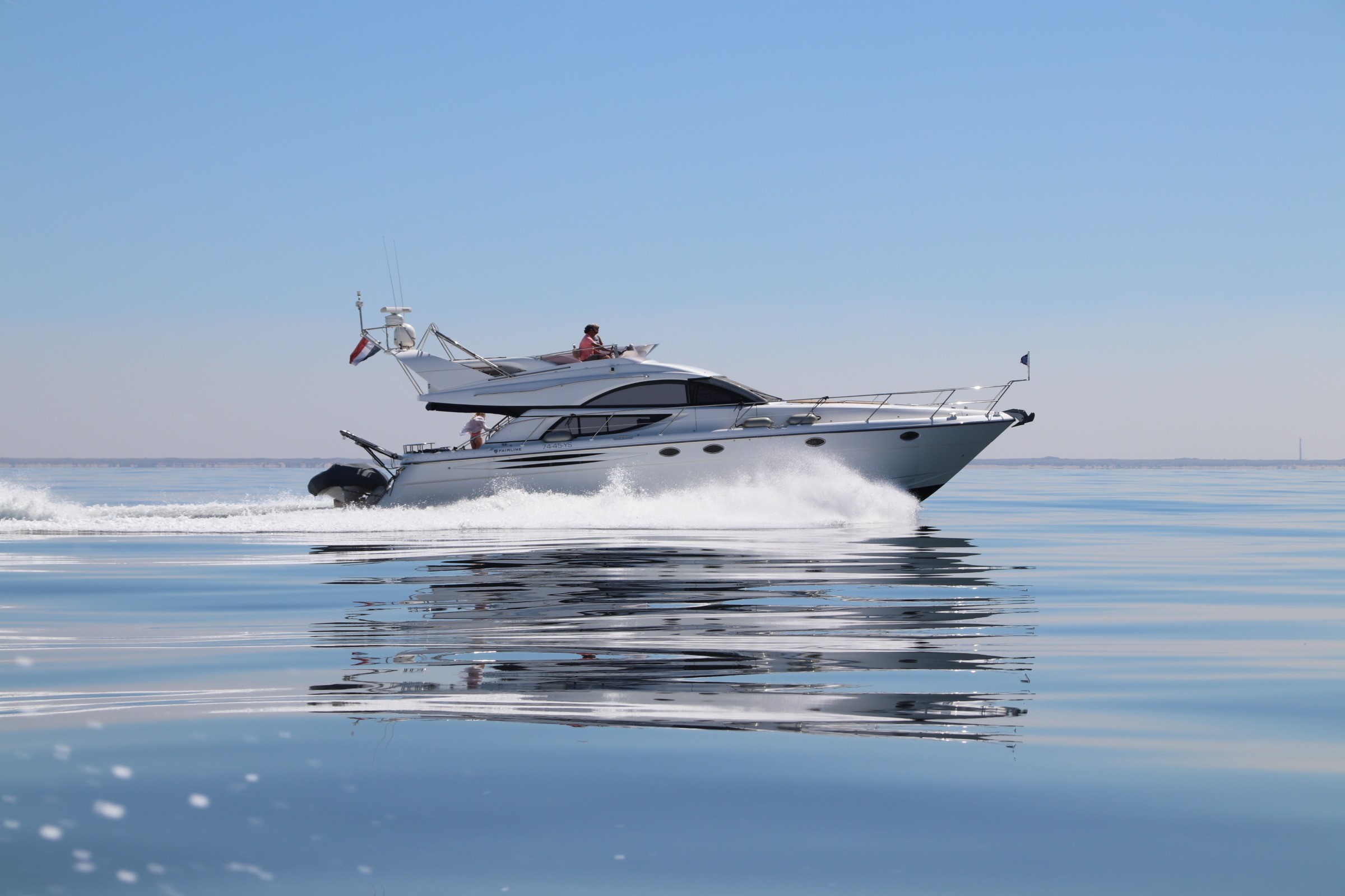 hoofdfoto: 1 Fairline Phantom 50