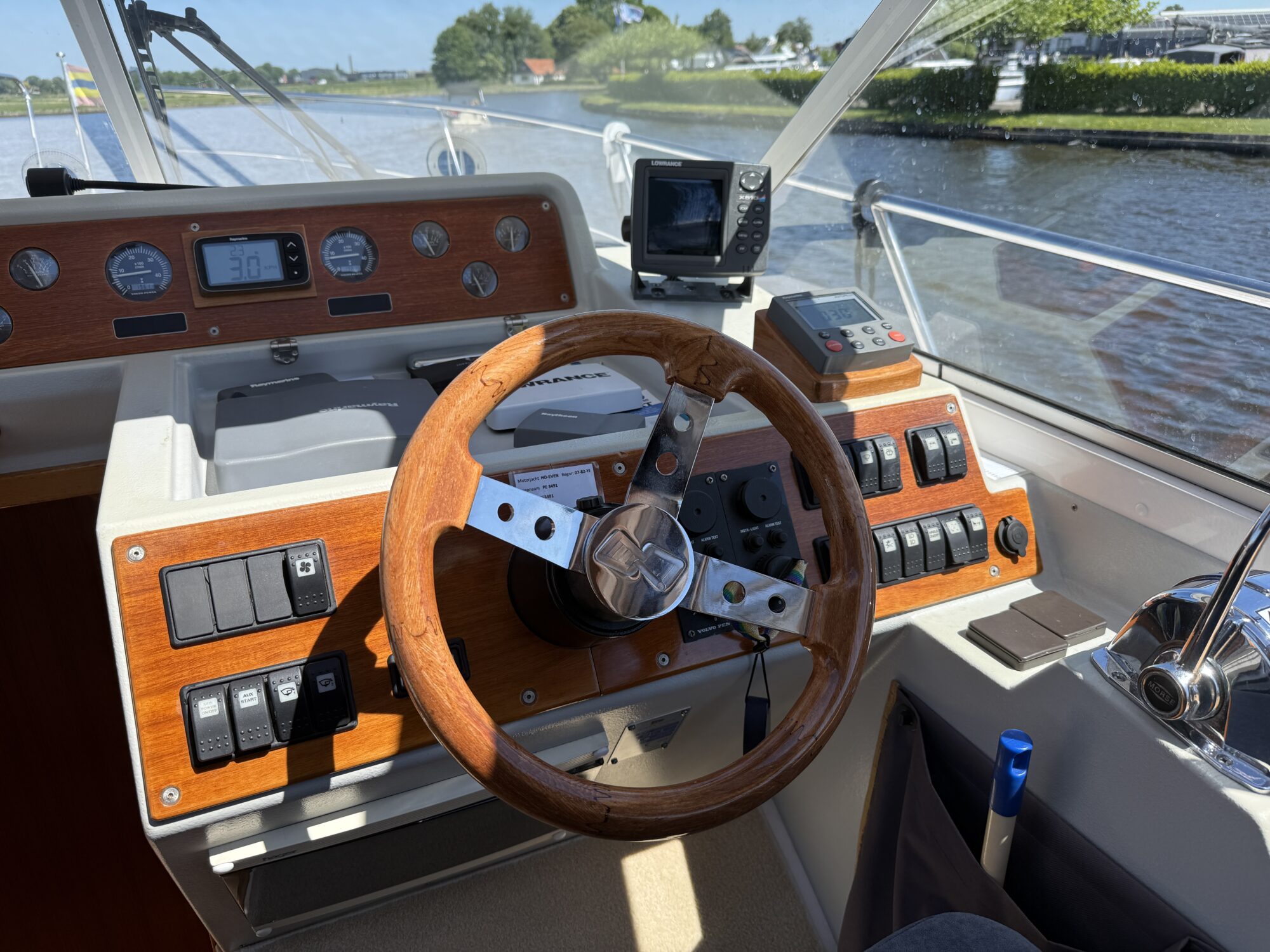foto: 12 nimbus Nimbus 380 Coupe