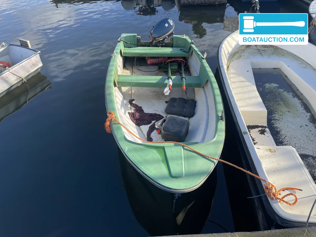 hoofdfoto: 1 Motorboat 400