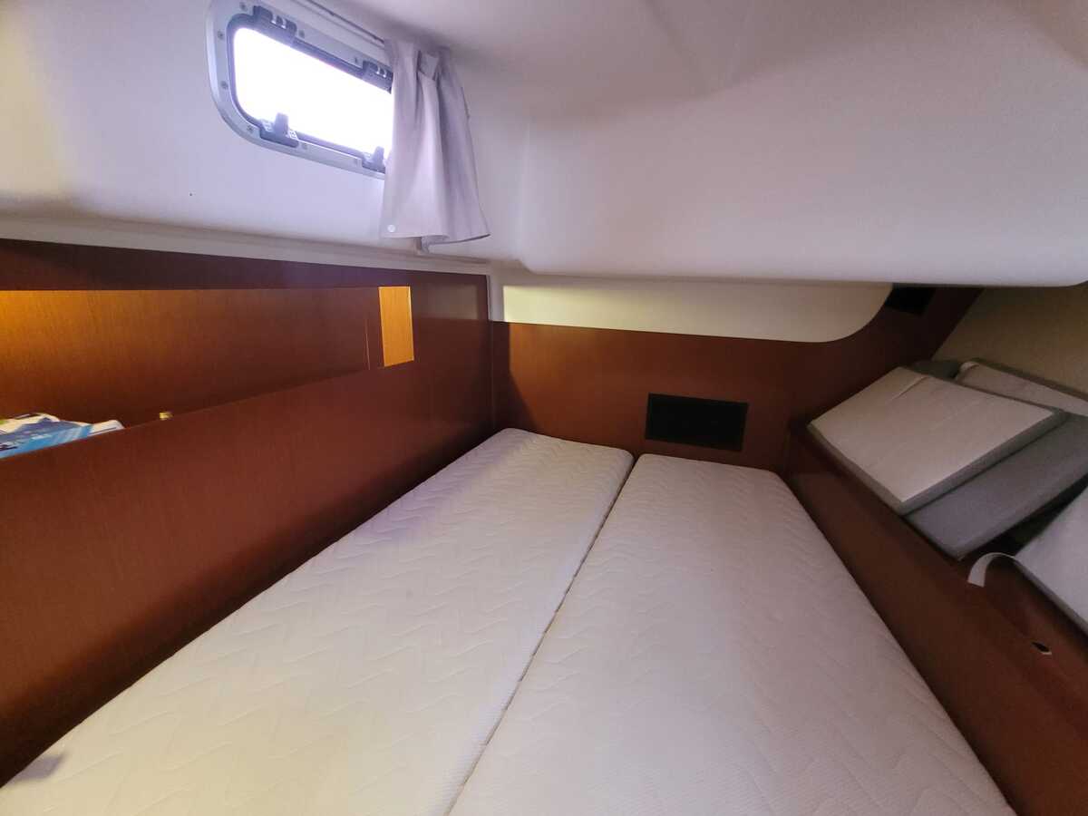 foto: 19 Beneteau Oceanis 54