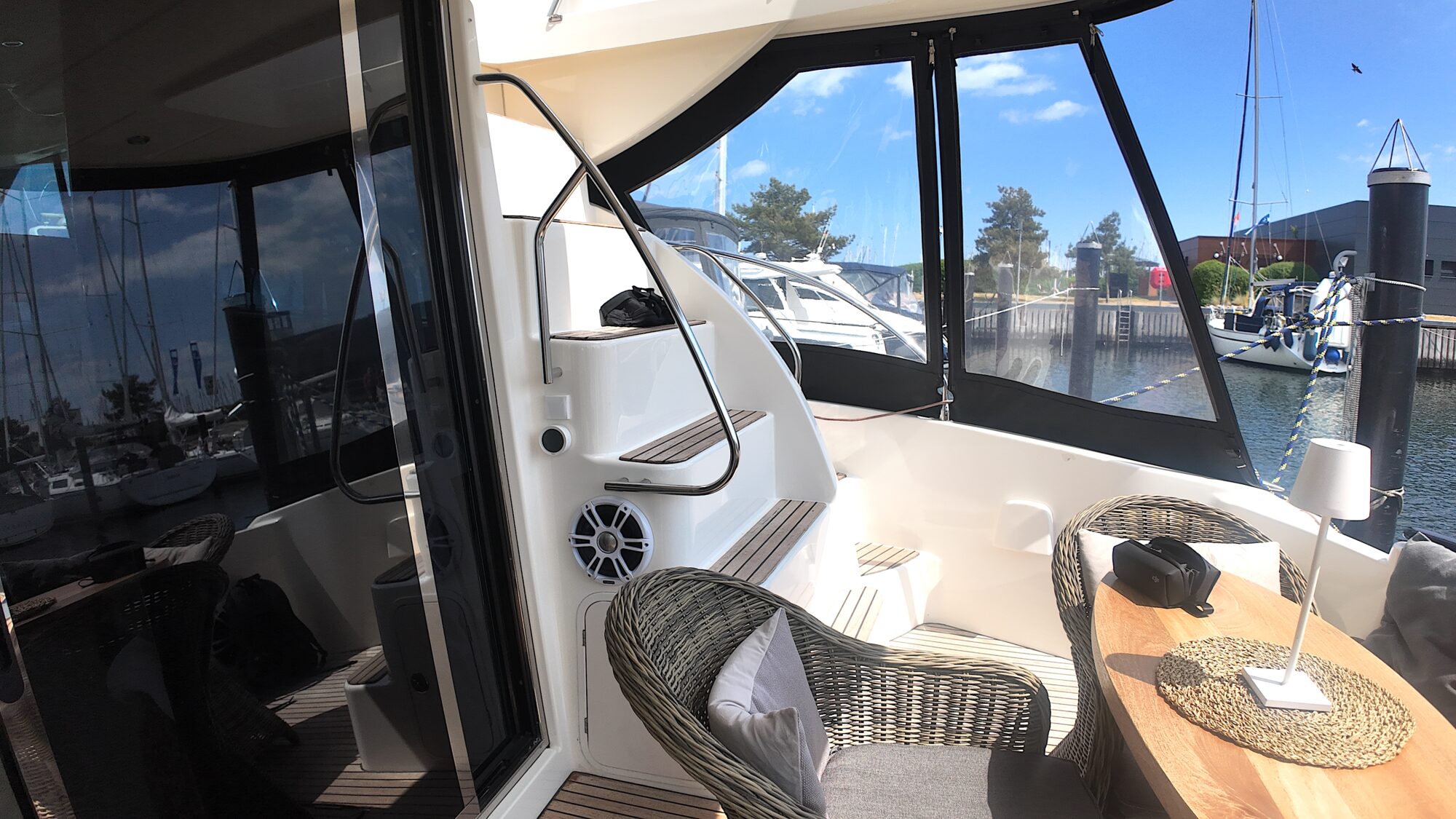 foto: 8 Jeanneau Jeanneau Prestige 42 Flybridge