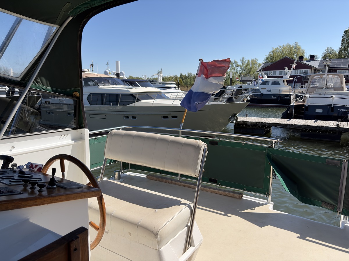 foto: 9 Jacabo 10.25 SL