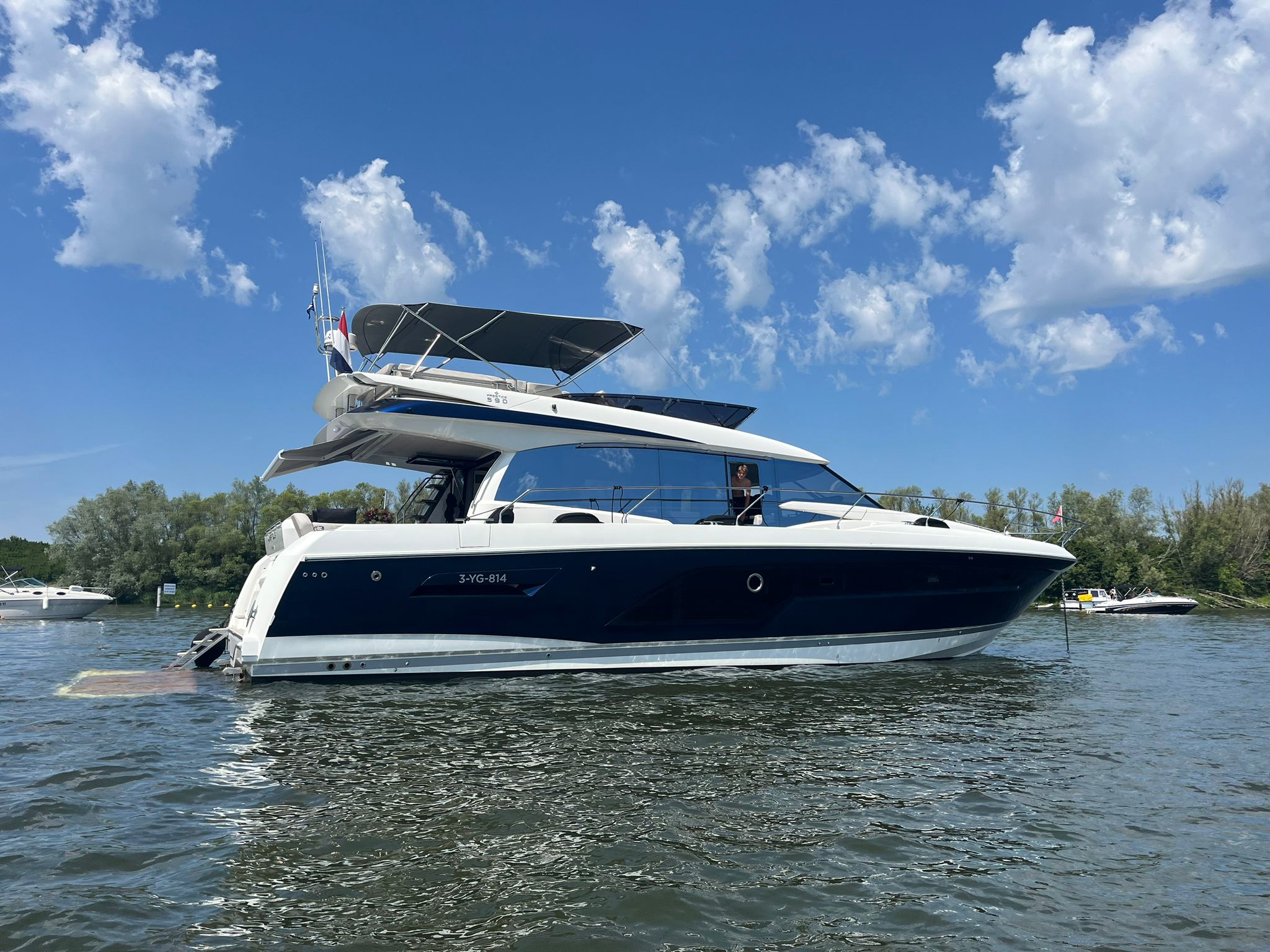 foto: 10 Prestige 590 Flybridge #97