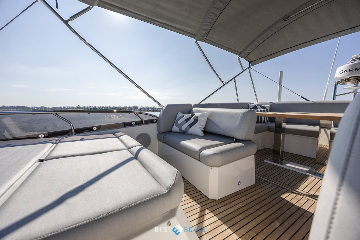 foto: 29 Prestige 520 FLY