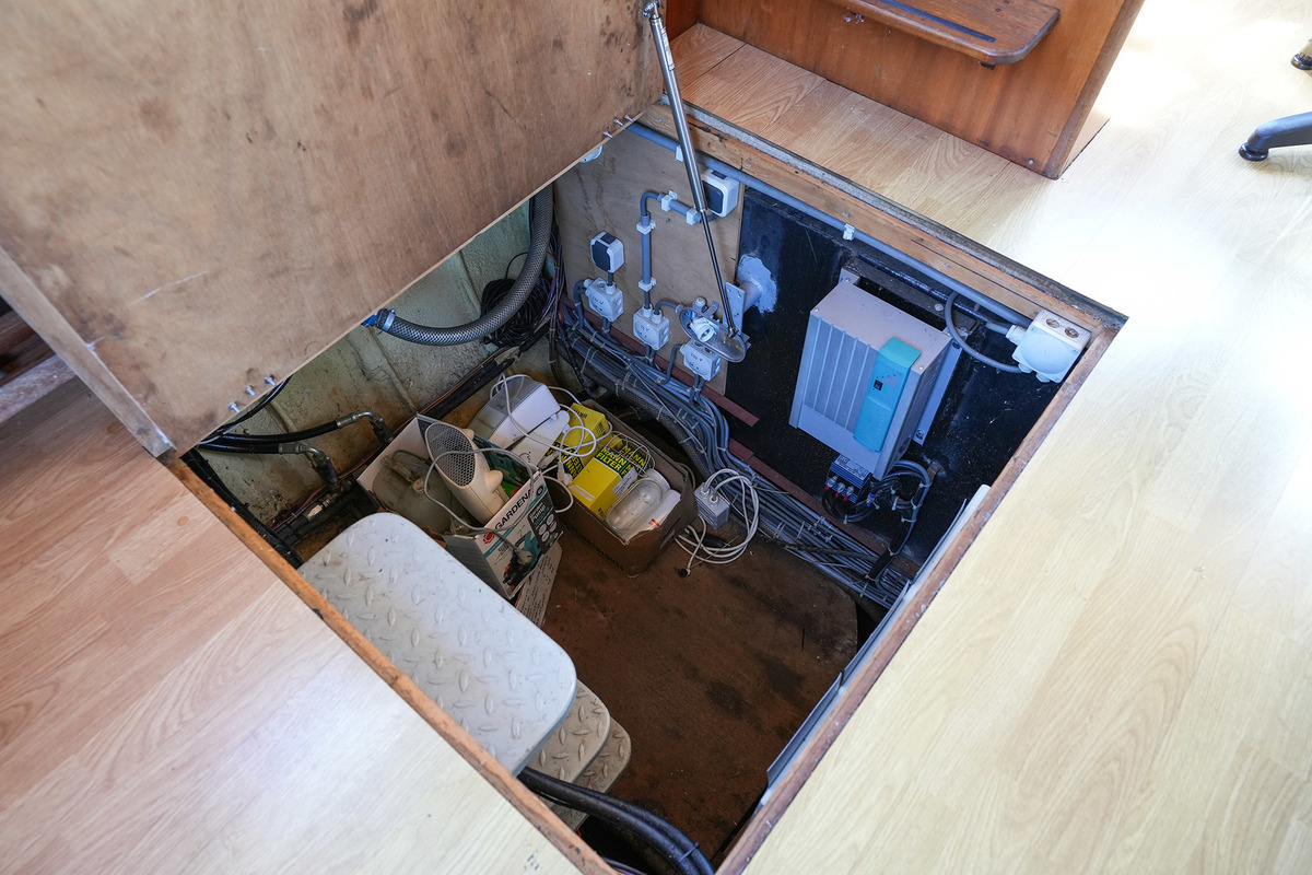 foto: 19 Motor Tjalk 22.25 (met UBC)