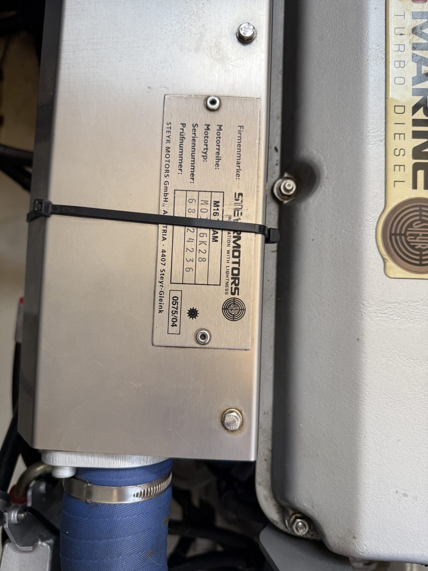 foto: 20 Tryvia Tryvia 1100 OK Cabrio Spiegeldeur