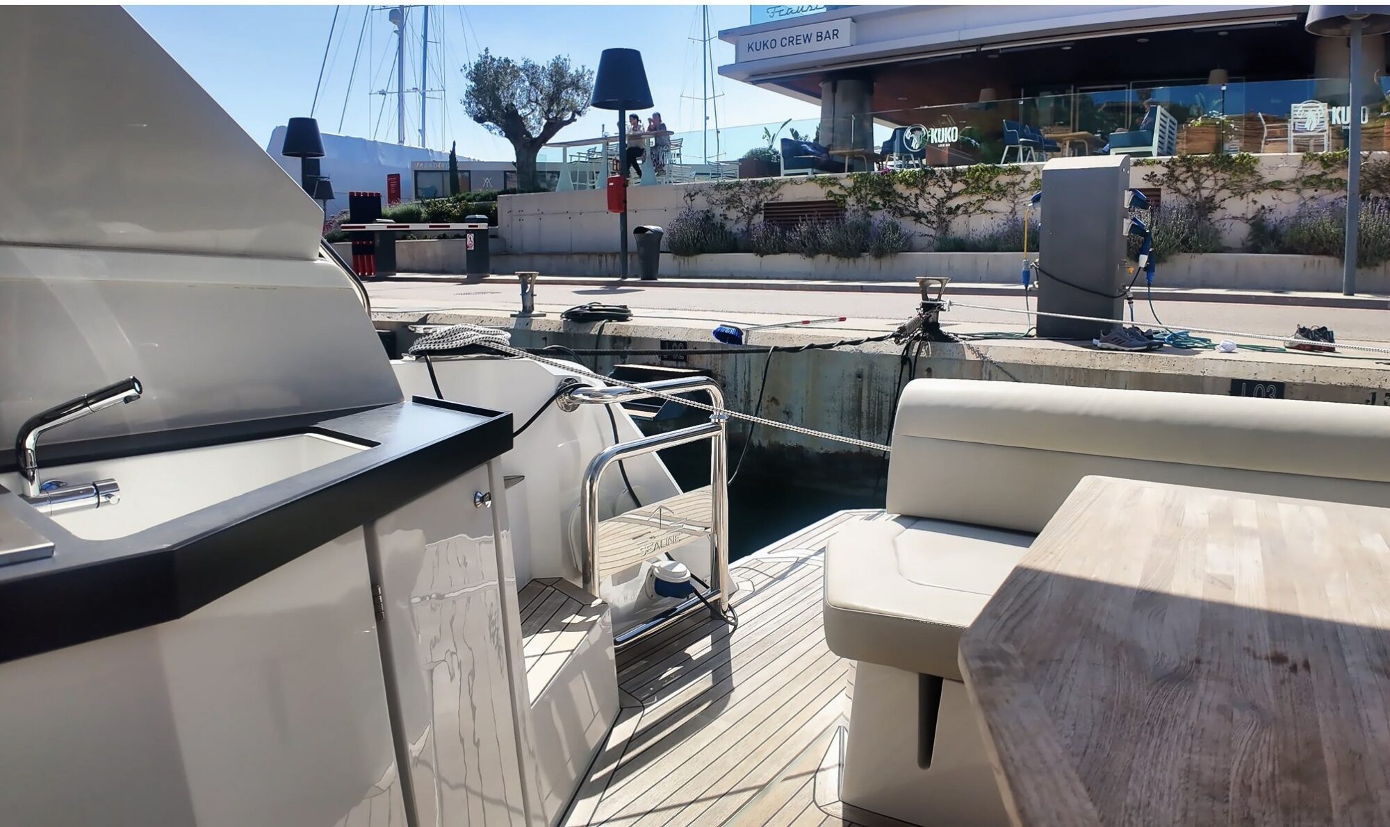 foto: 345 Sealine Sealine S335