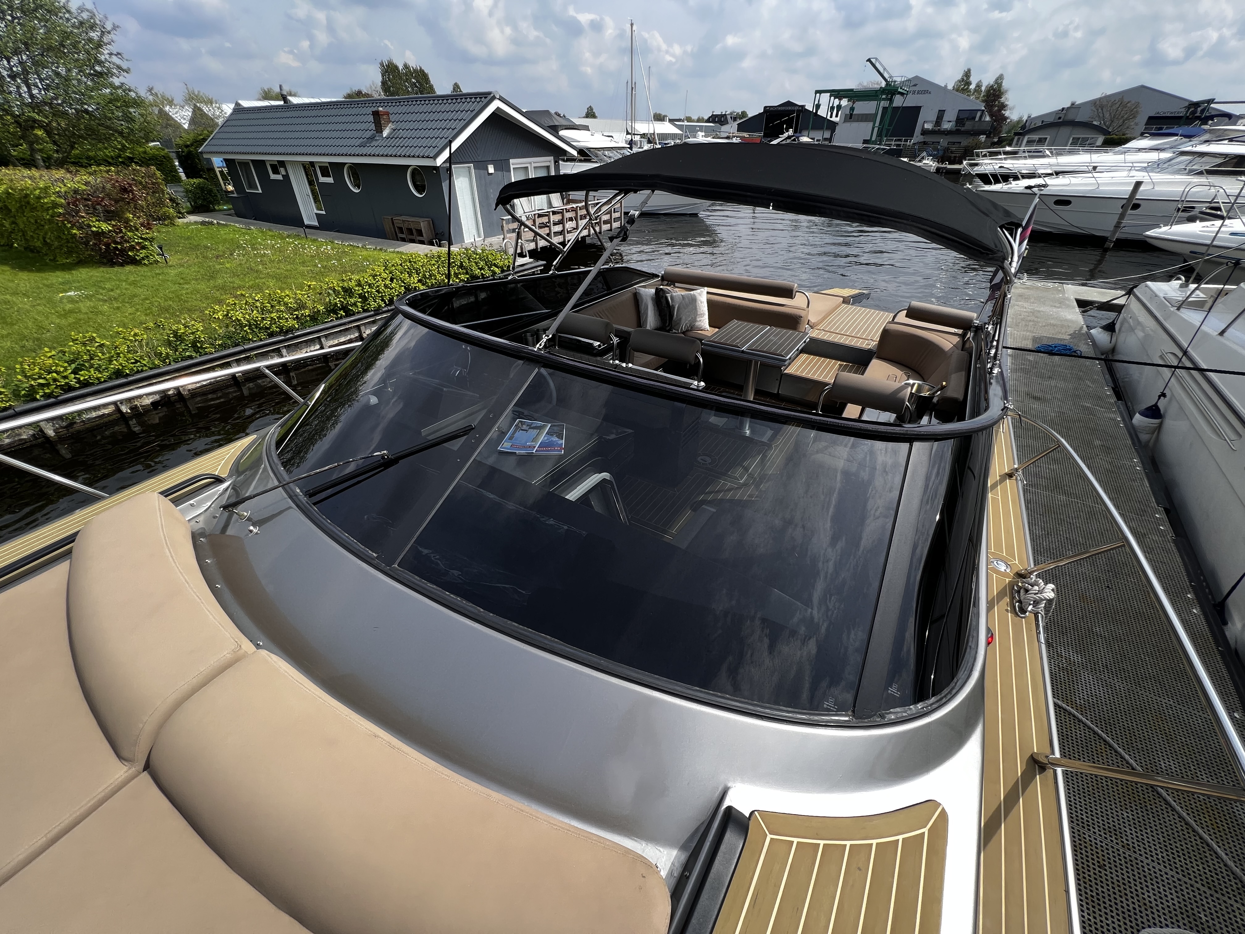 foto: 17 Pershing 40