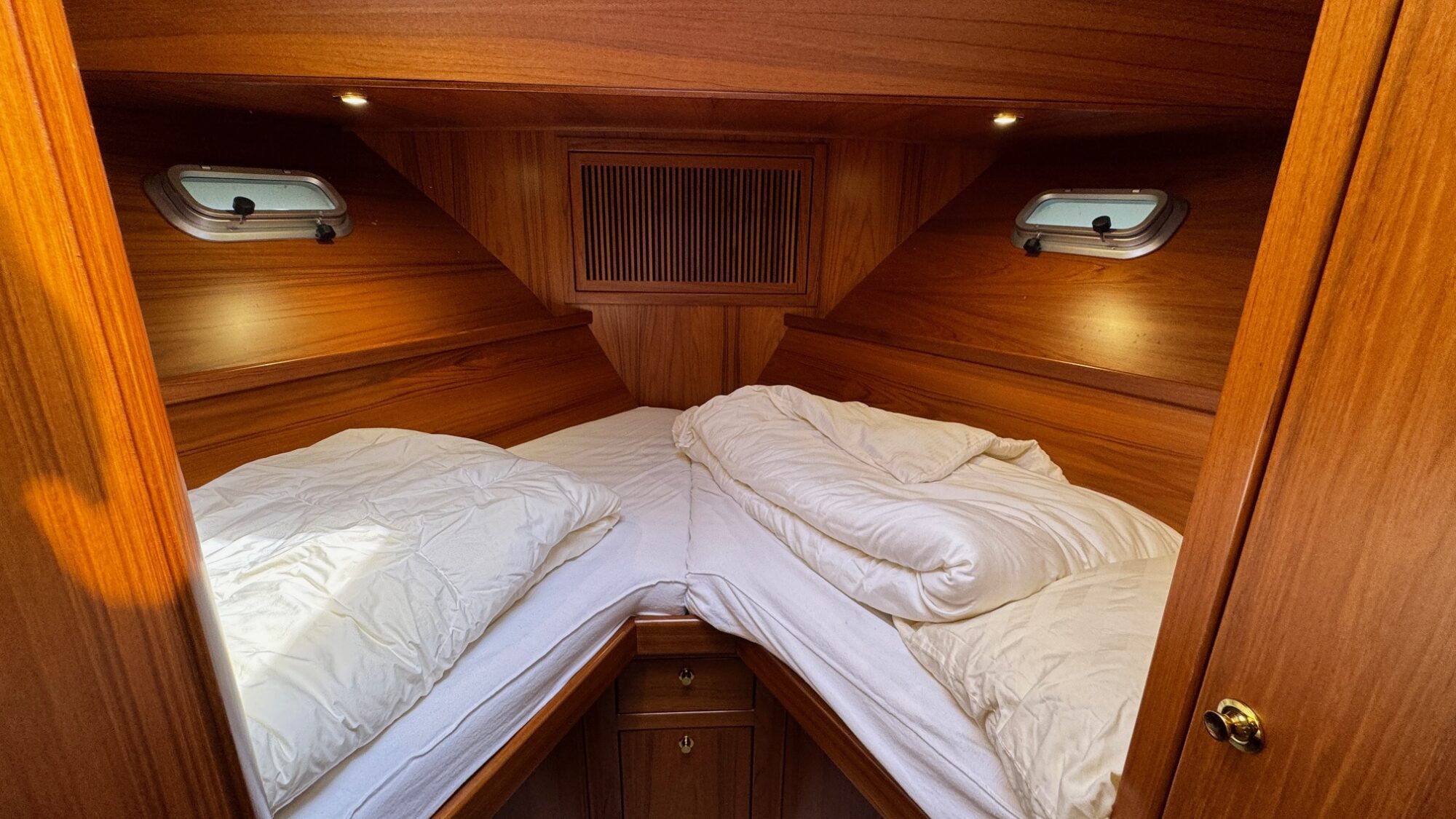 foto: 19 Super van Craft Super van Craft 14.80 Cabrio Stabilizers