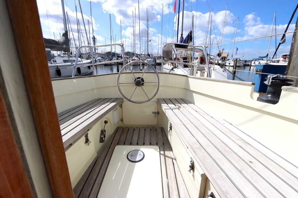 foto: 30 Koopmans 33 Deck Salon