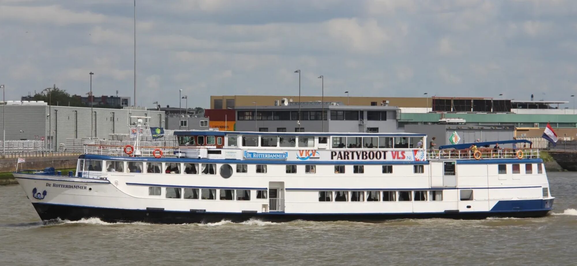 foto: 9 van der Werff Van der Werff Passagiersschip 50.00 VS