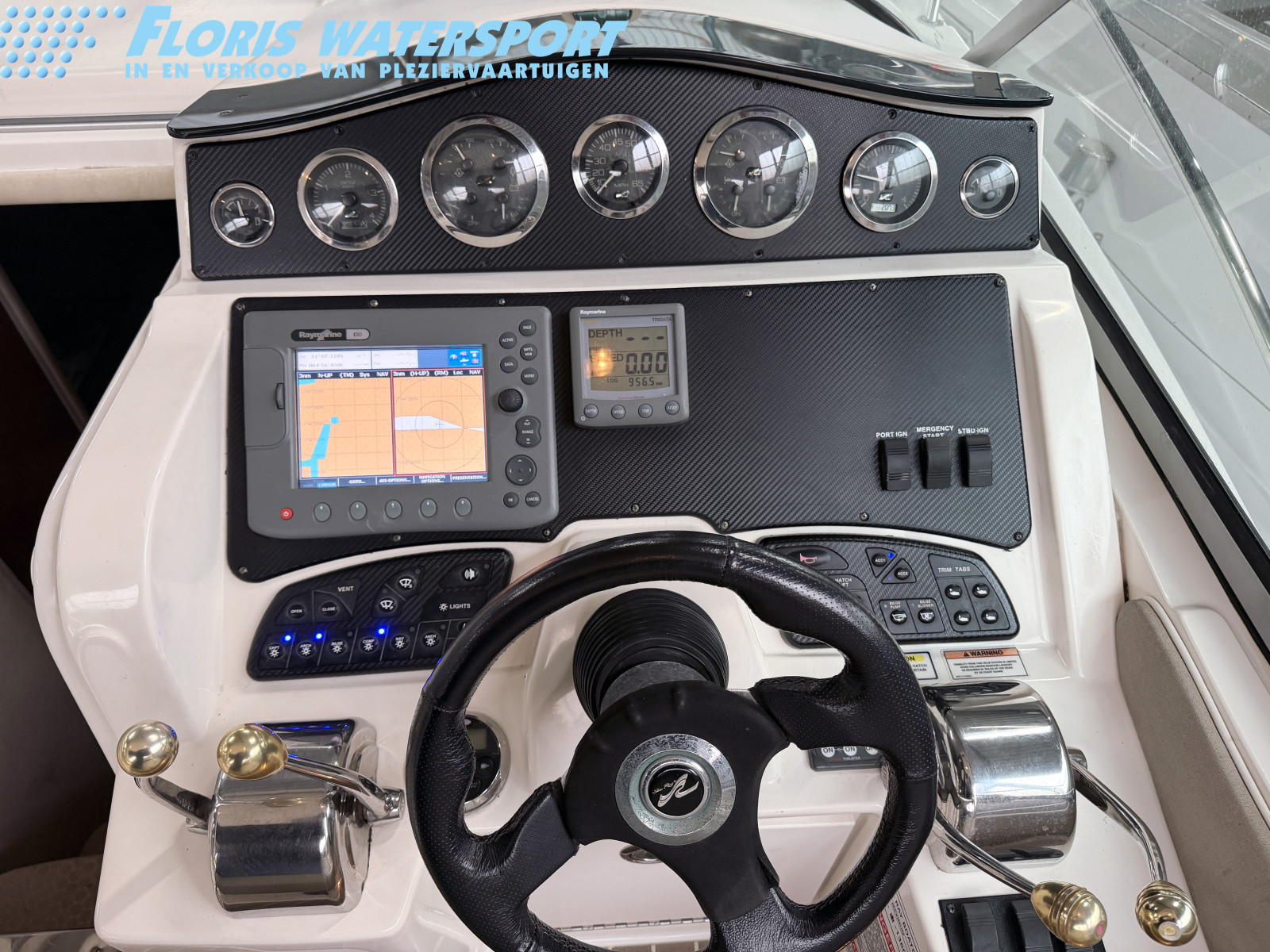 foto: 5 Sea Ray 335 Sundancer