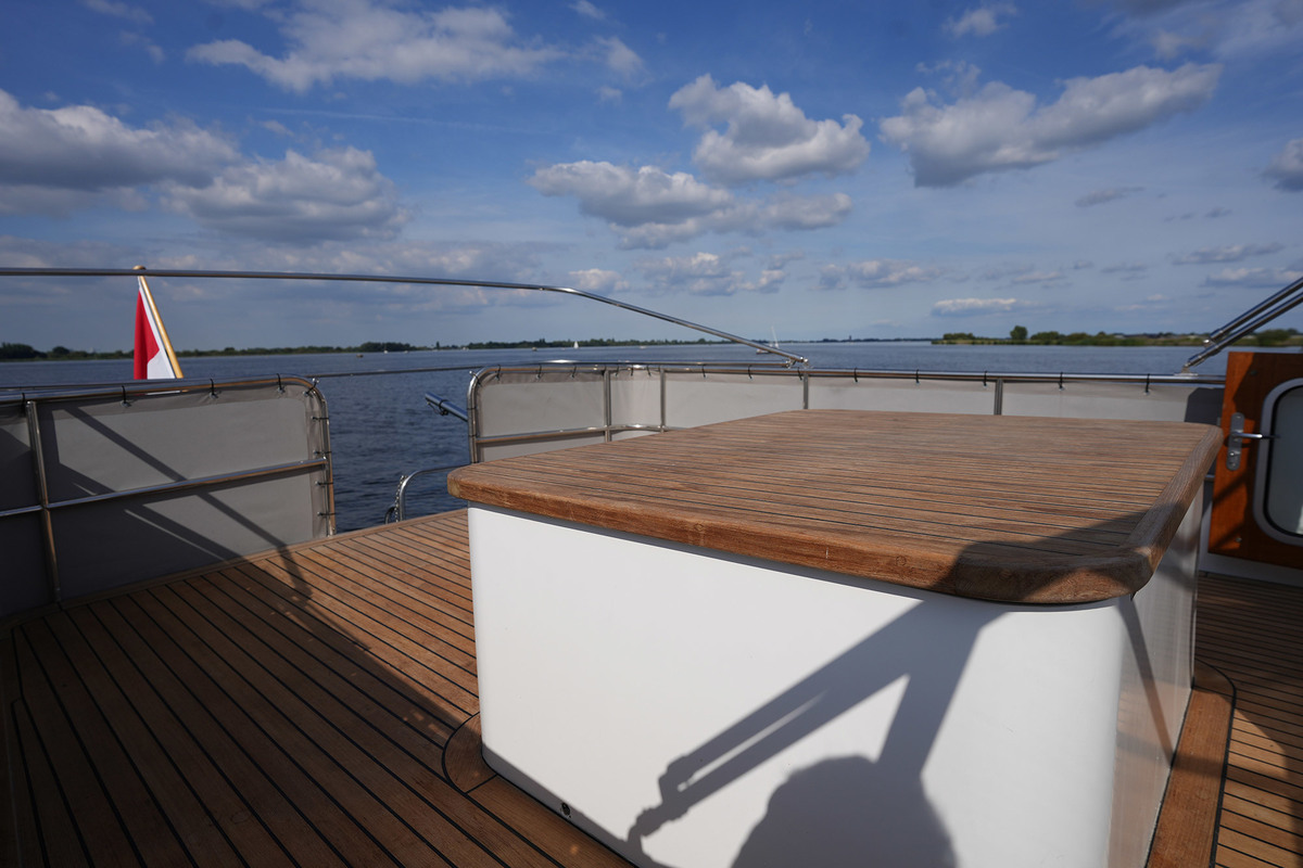 foto: 20 Hellingskip 1100 AK