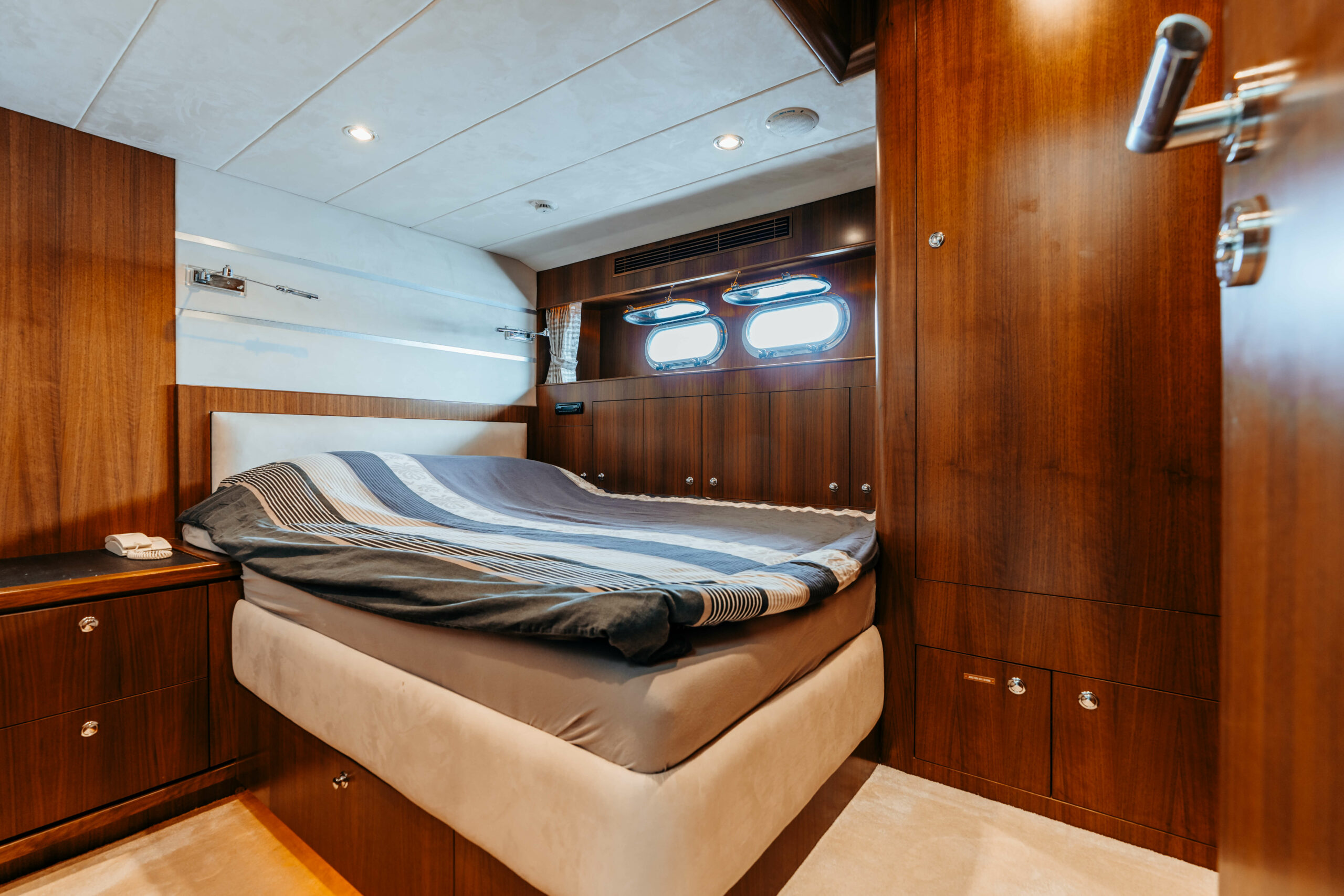 foto: 12 Horizon Elegance 85