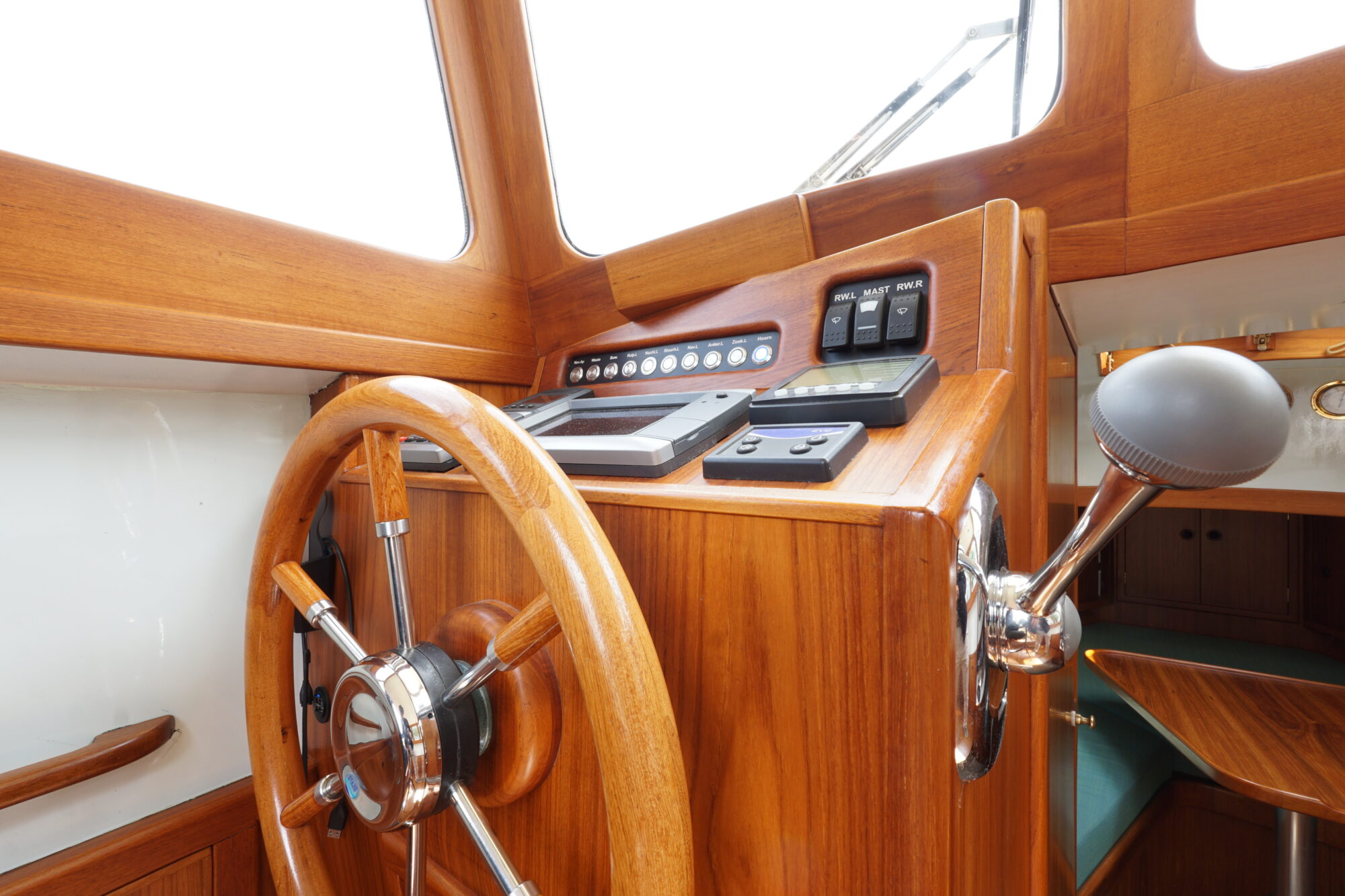 foto: 9 Euroship Eurosloep 7.70 OK