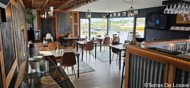 foto: 6 Drijvend Restaurant Houseboat