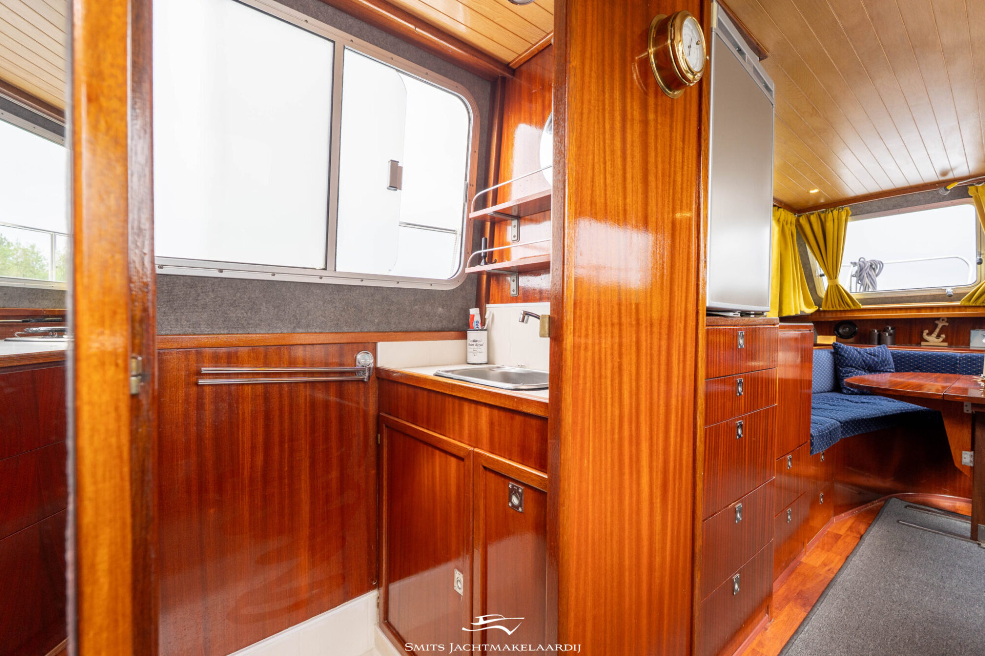 foto: 10 Bege Bege 9.50 AK Cabrio
