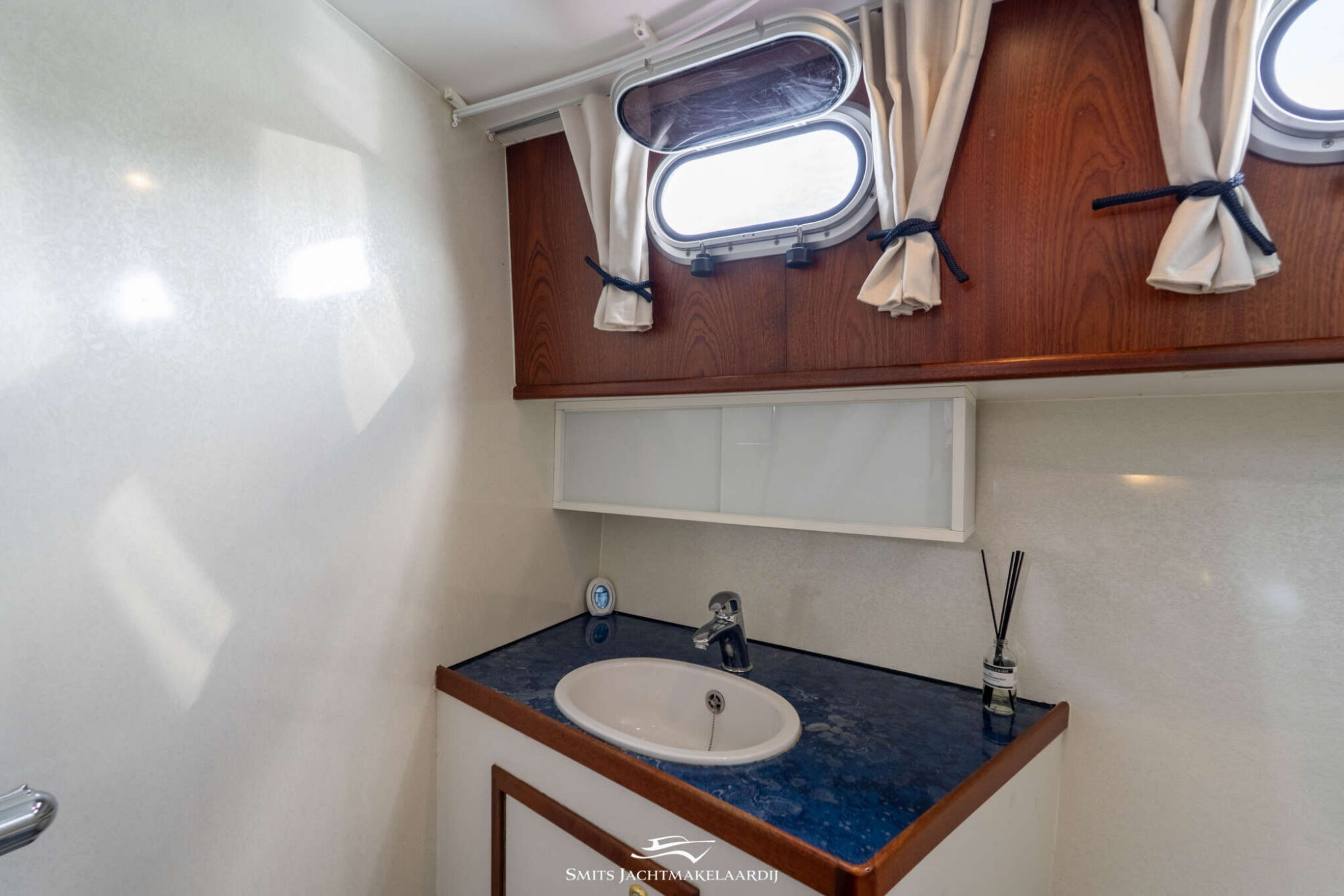 foto: 6 Bach Bach Yacht 35 OK