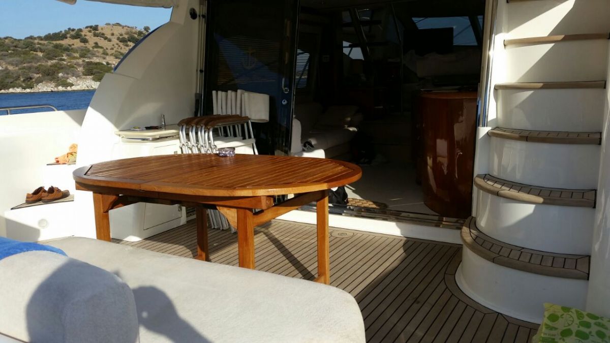 foto: 5 Sunseeker Manhattan 64