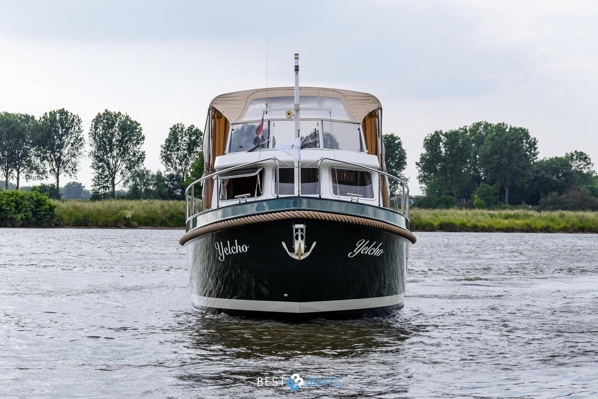 foto: 17 Linssen Grand Sturdy 34.9 AC