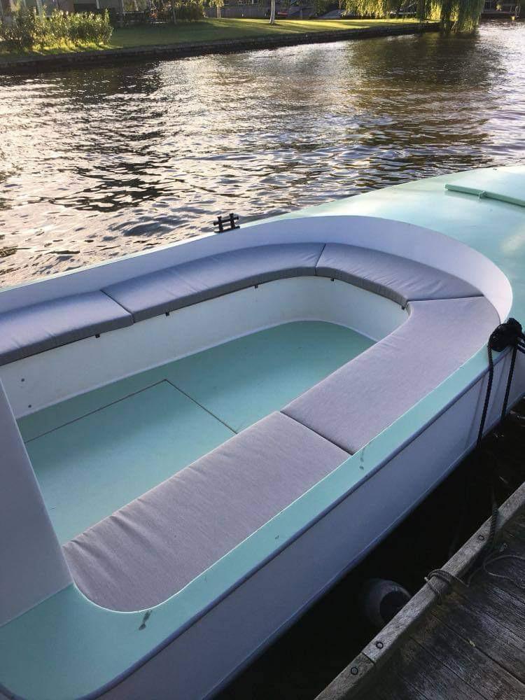 foto: 6 Amsterdamse Sleepboot 13.00