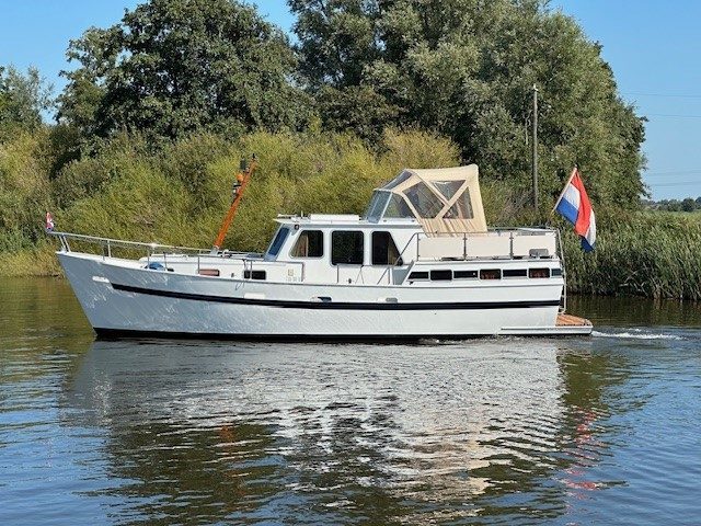 foto: 11 Ankertrawler 1100 S