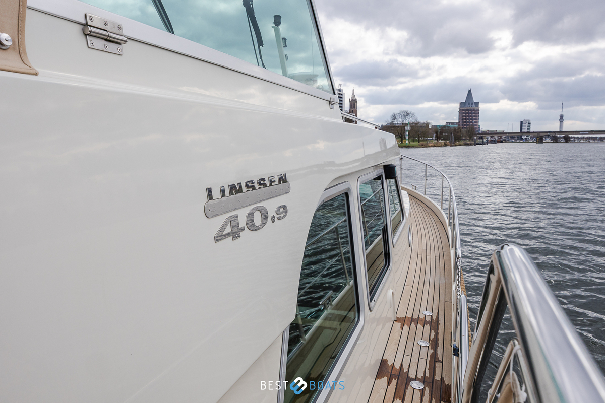 foto: 11 Linssen Grand Sturdy 40.9 AC