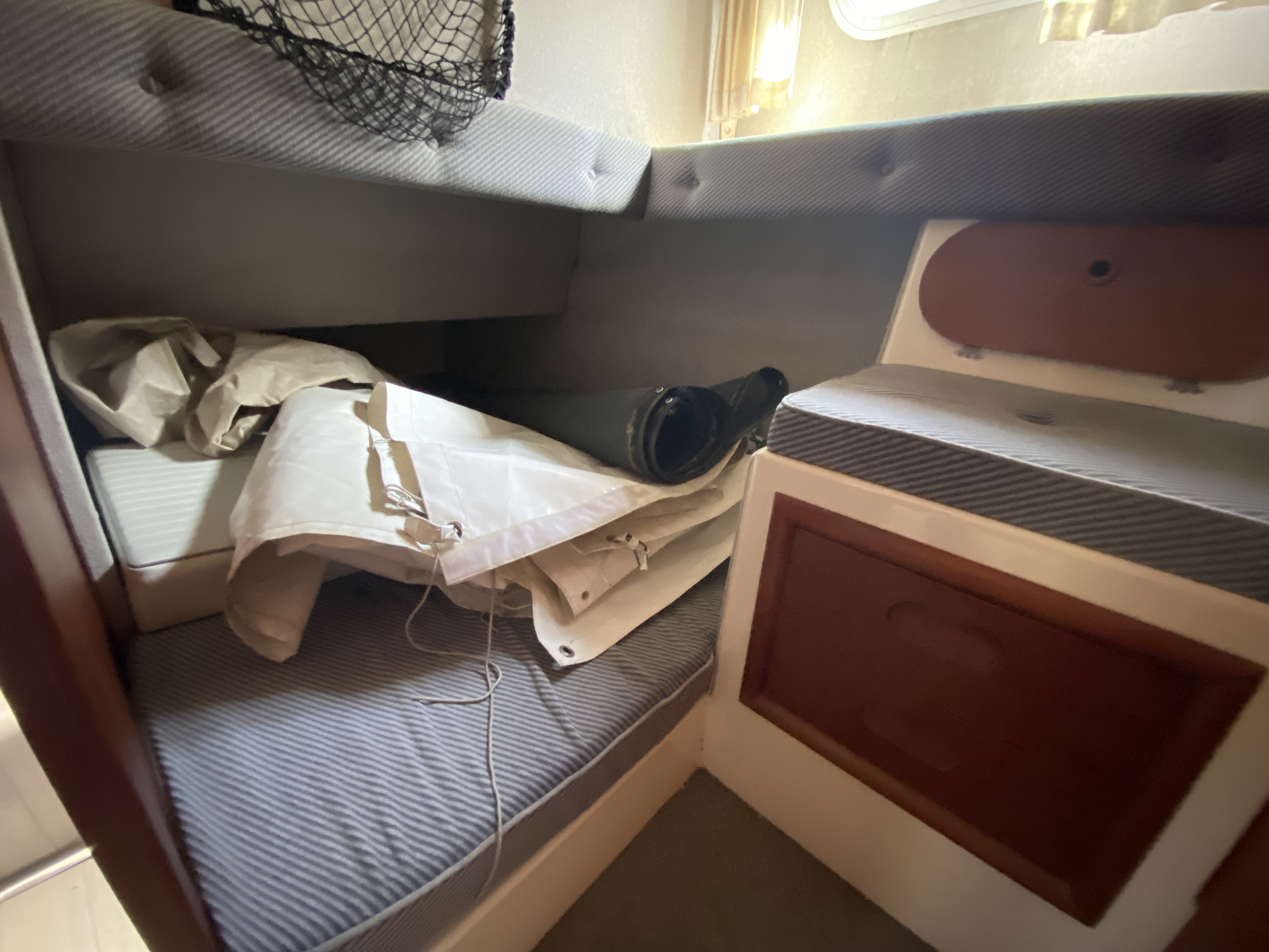 foto: 6 Sealine 305 Fly