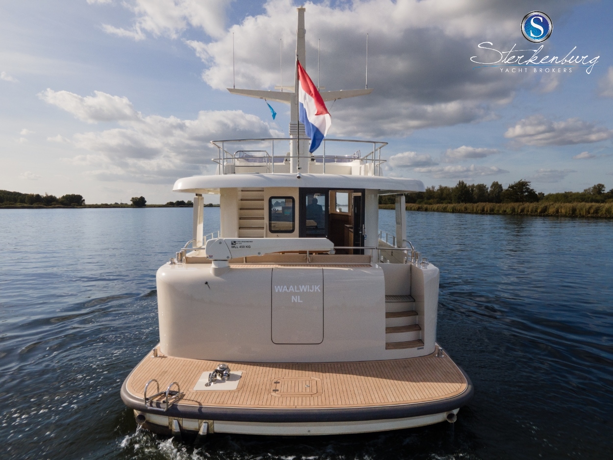 foto: 29 De Alm Grand Voyager 65