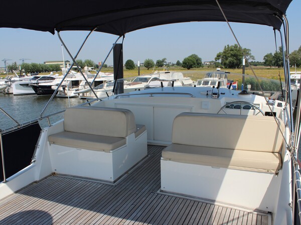 foto: 5 Grand Banks 46 Europa