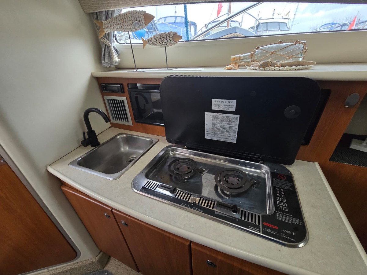 foto: 10 Bayliner 285 SB