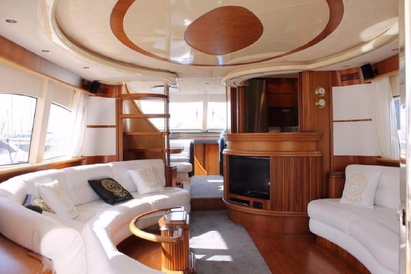 foto: 14 Azimut Solar 74