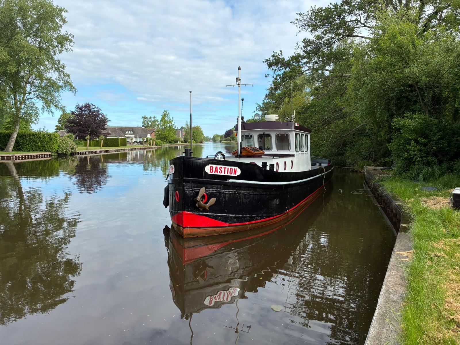 foto: 11 Sleepboot 15.00