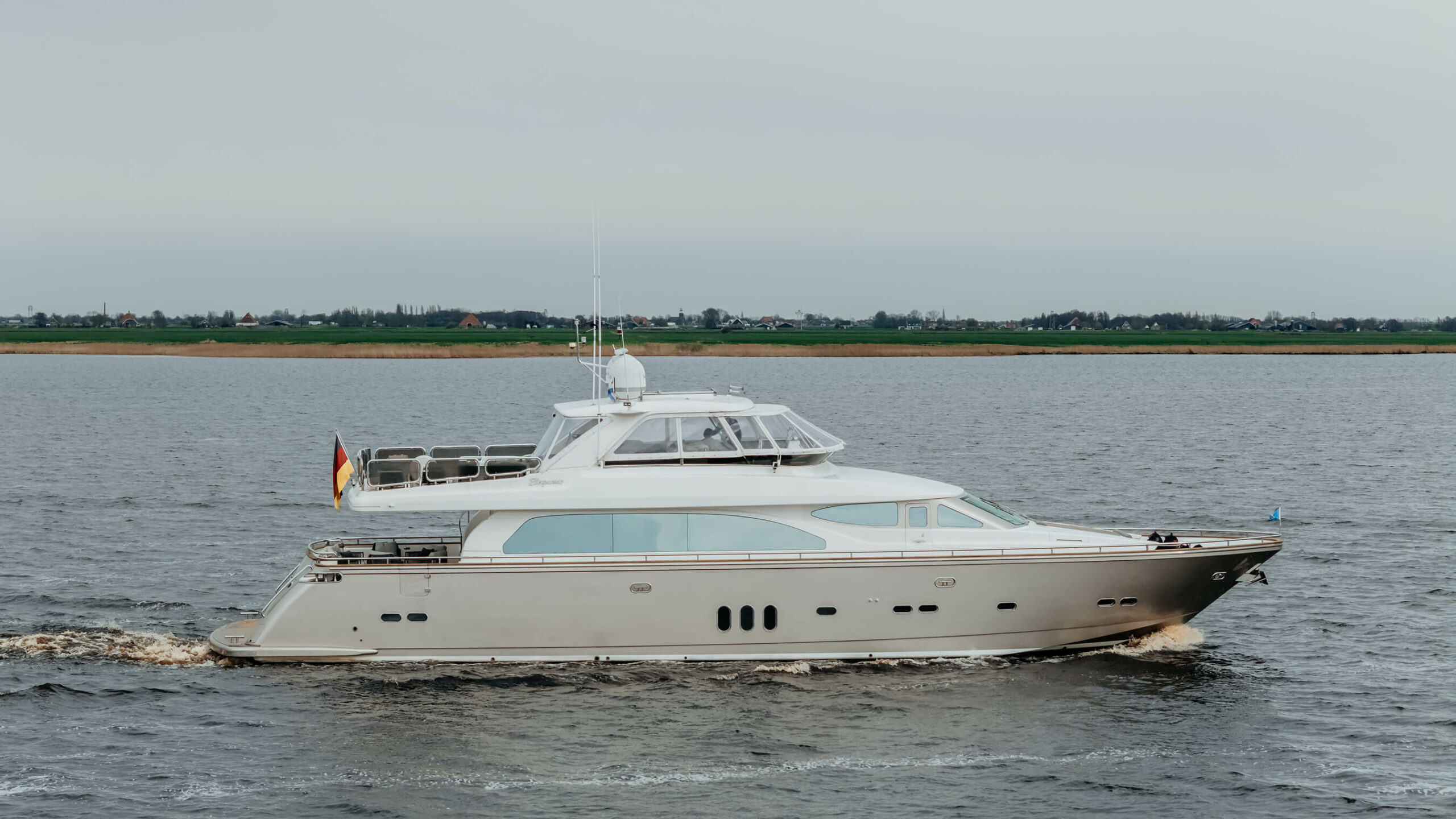 foto: 13 Horizon Elegance 85