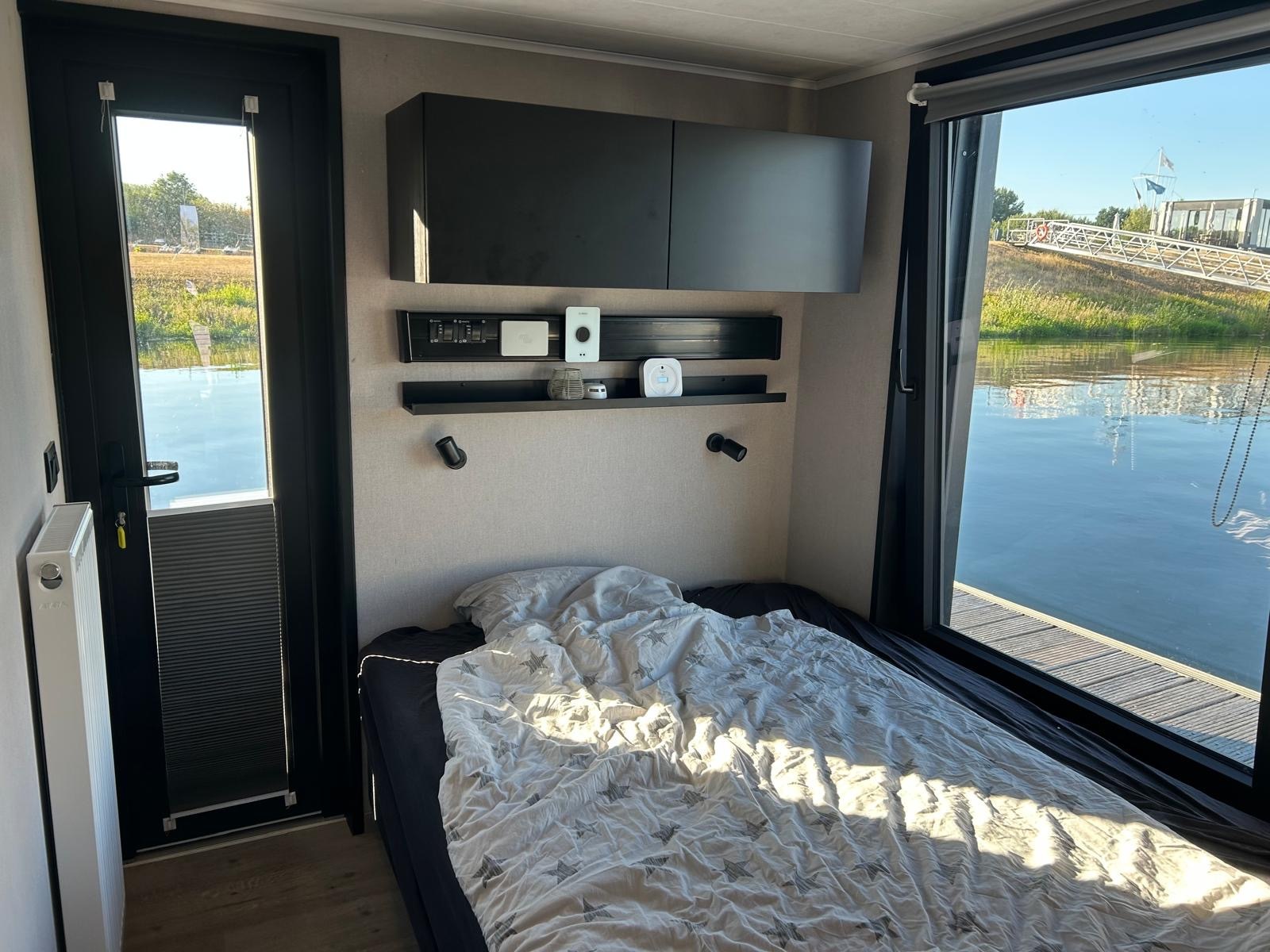 foto: 14 Lakelife Houseboat One Off XL PLUS