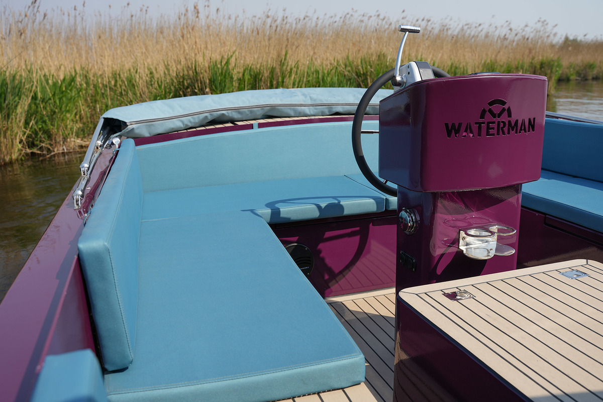 foto: 12 Waterman 8.0 Cabin