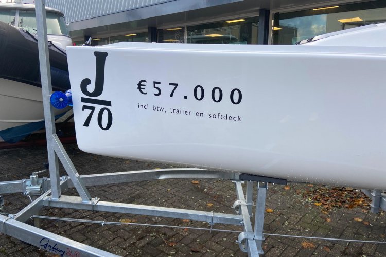 foto: 6 J Boats J/70