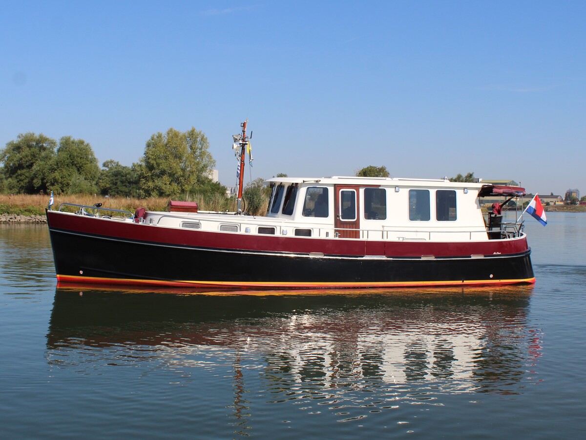 hoofdfoto: 1 Alm Classic 1400