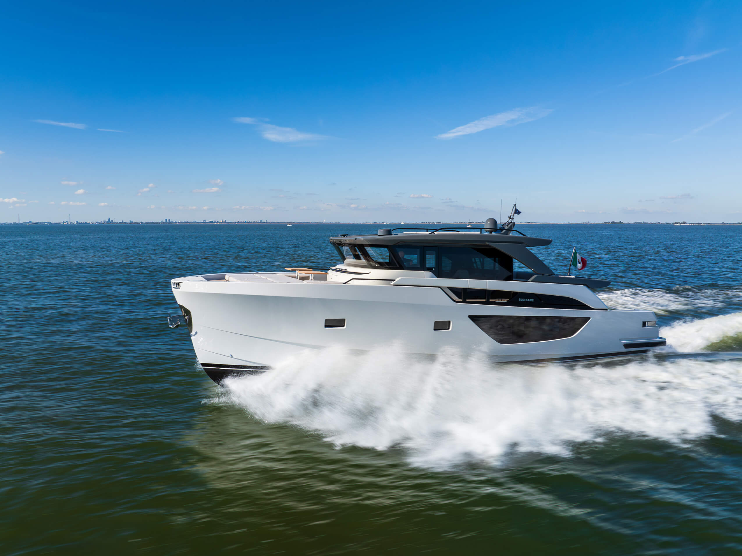 foto: 15 Bluegame BGX60