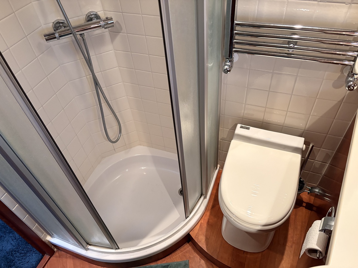 foto: 12 Valk Continental 18.60