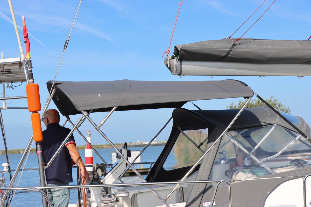 foto: 55 Beneteau Oceanis 423 Clipper 