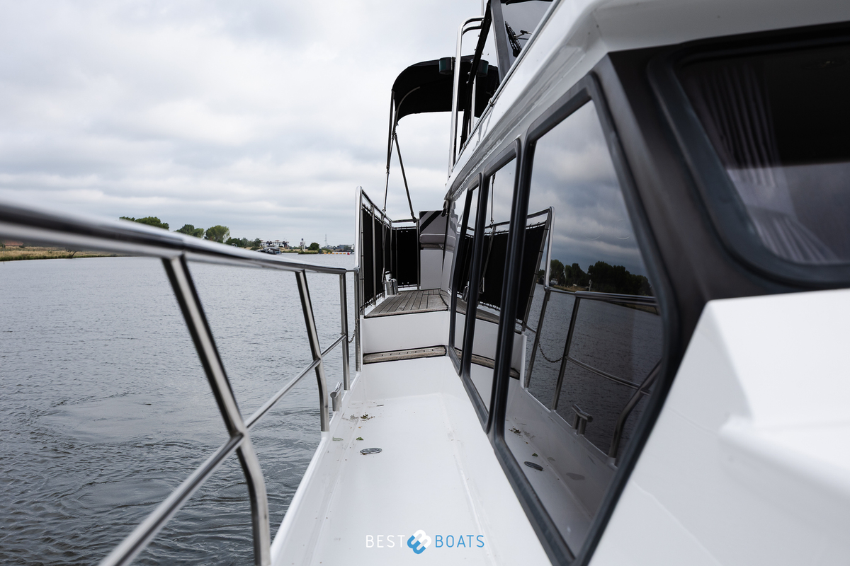 foto: 12 Valkkruiser Content 1300