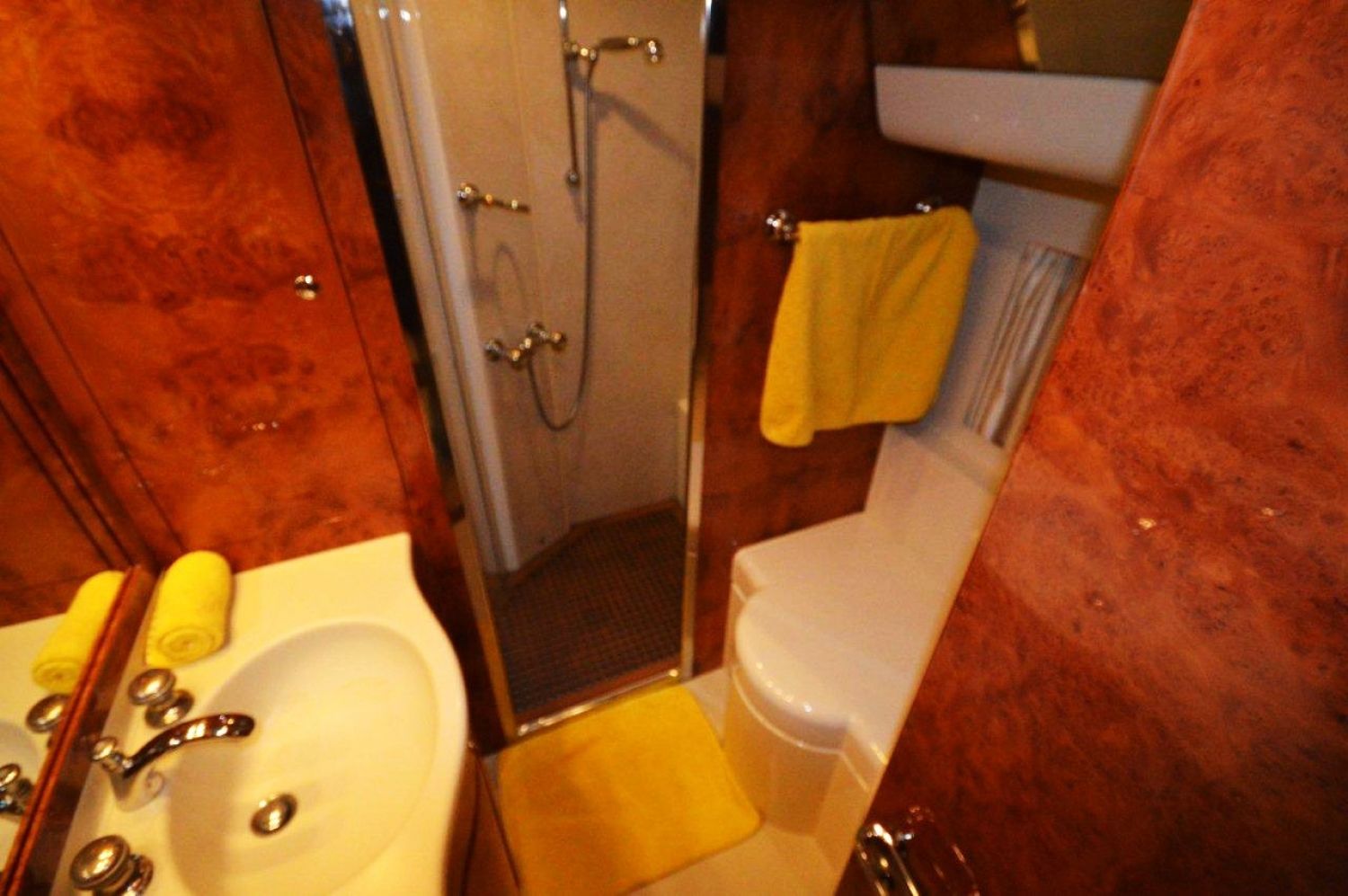 foto: 7 Riva 24 Opera