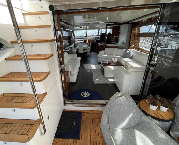 foto: 7 Princess 72 FLY