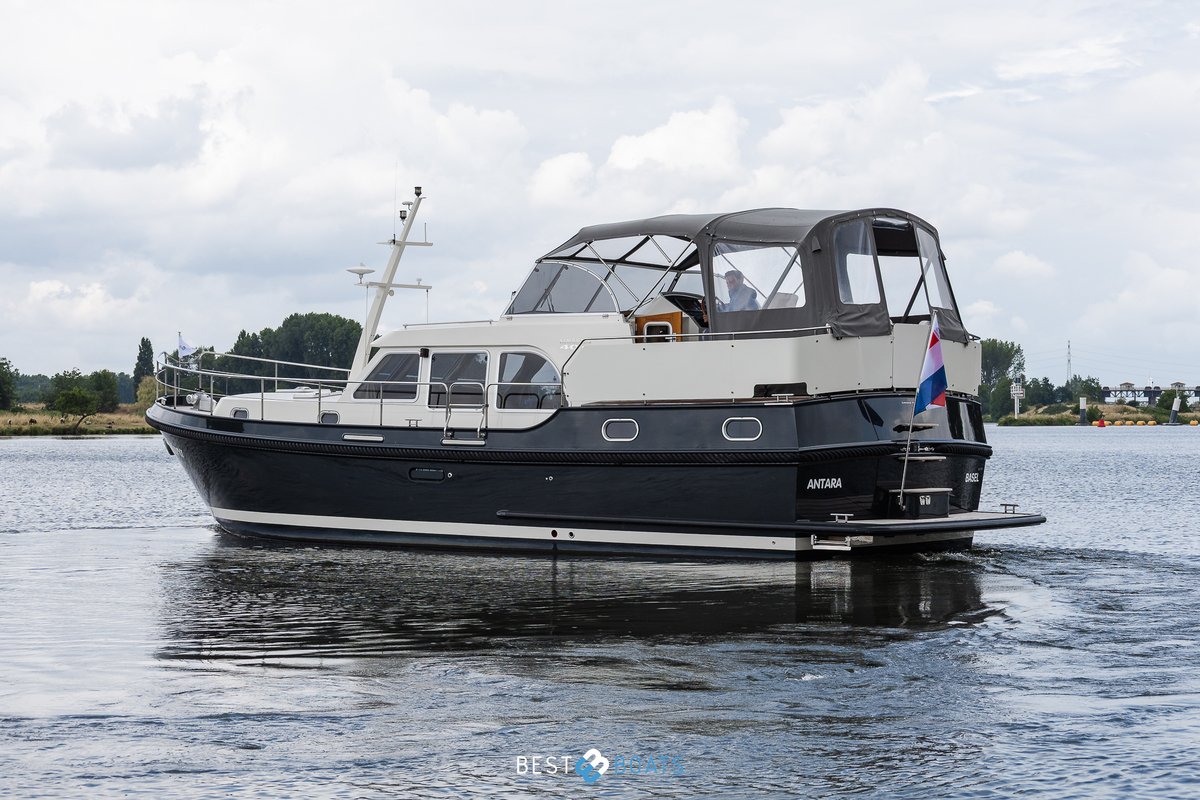 foto: 24 Linssen Grand Sturdy 40.9 AC