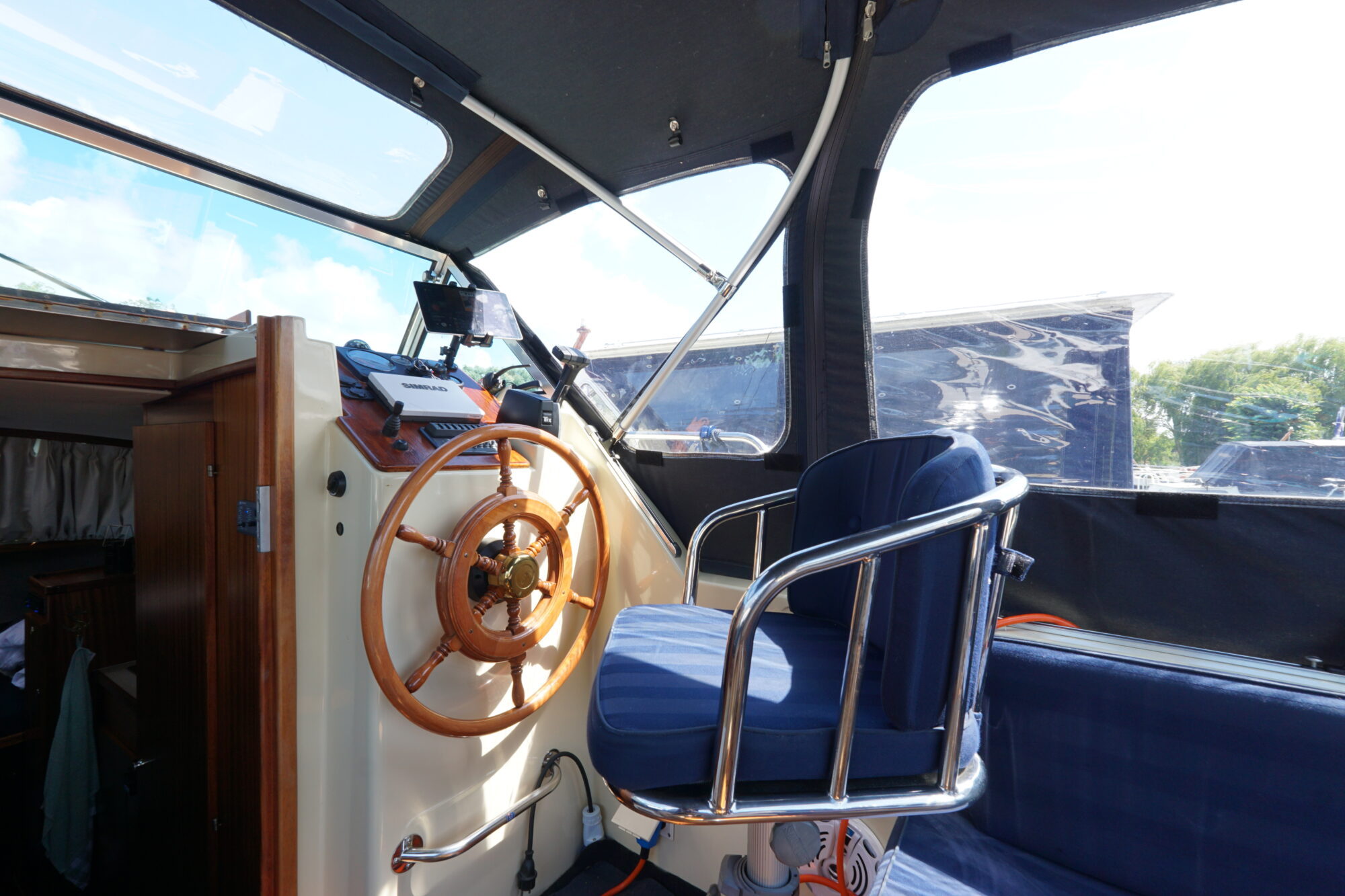 foto: 10 Antaris Antaris 7.20 Family